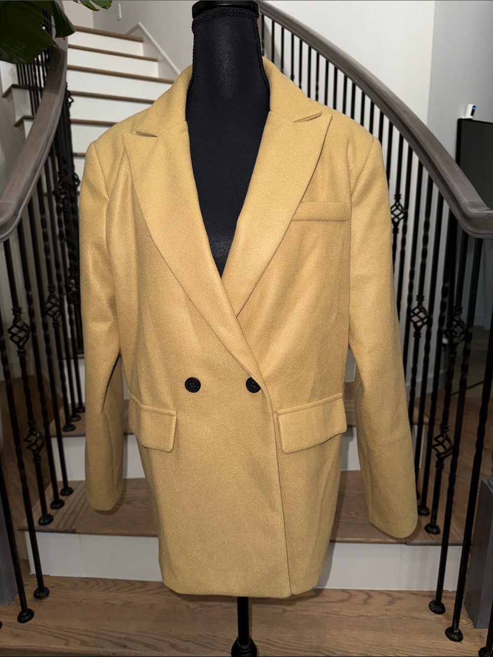 NWT PrettyLittleThing Womens Double-Breasted Wool-Blend Coat (size 6 oversized)